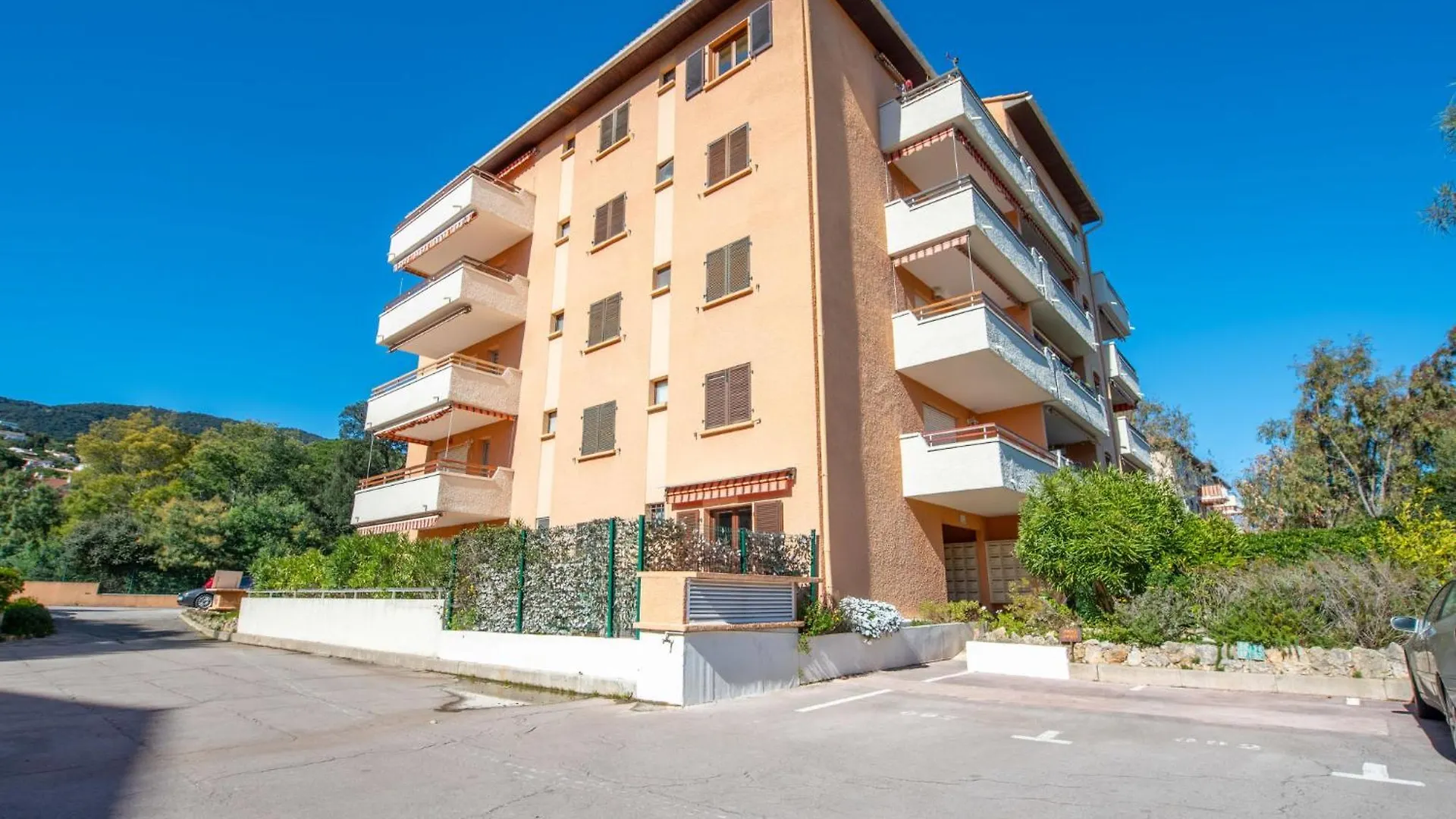 Apartment Studio Semaphore-2 By Interhome Cavalaire-sur-Mer